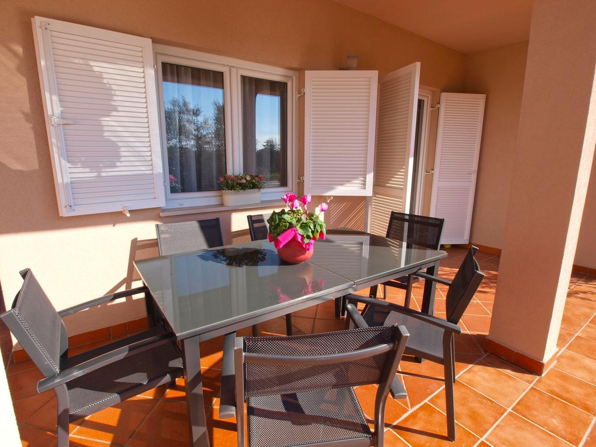 Apartments Iva 1534 Pula Exterior photo